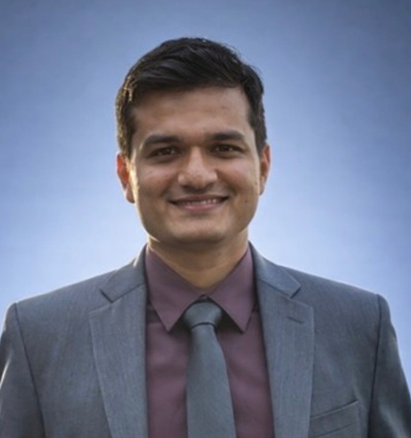 new-viraj-shah-headshot